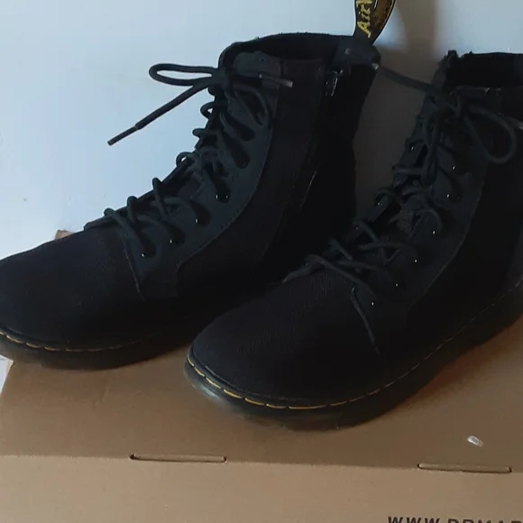 DR MARTENS  boots   size  7 - Picture 2 of 5